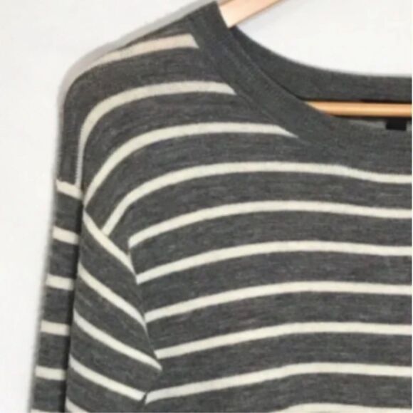 Women’s J. Crew Grey Striped Merino Wool Sweater Elbow Patches - Picture 4 of 9